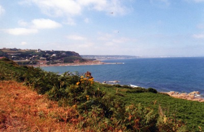 Vue sur la côte et Cherbourg